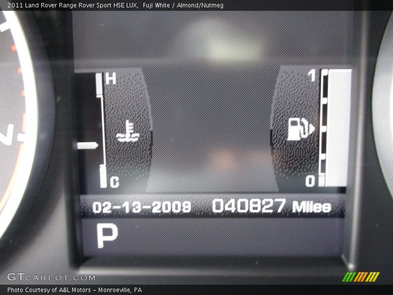 Fuji White / Almond/Nutmeg 2011 Land Rover Range Rover Sport HSE LUX