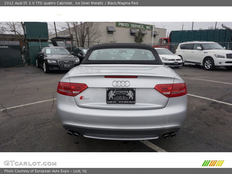 Ice Silver Metallic / Black/Magma Red 2012 Audi S5 3.0 TFSI quattro Cabriolet