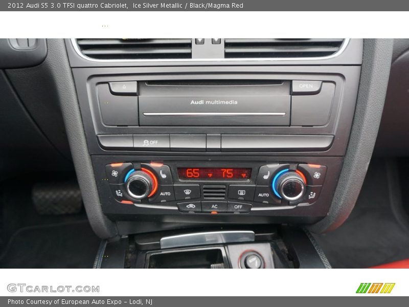 Ice Silver Metallic / Black/Magma Red 2012 Audi S5 3.0 TFSI quattro Cabriolet