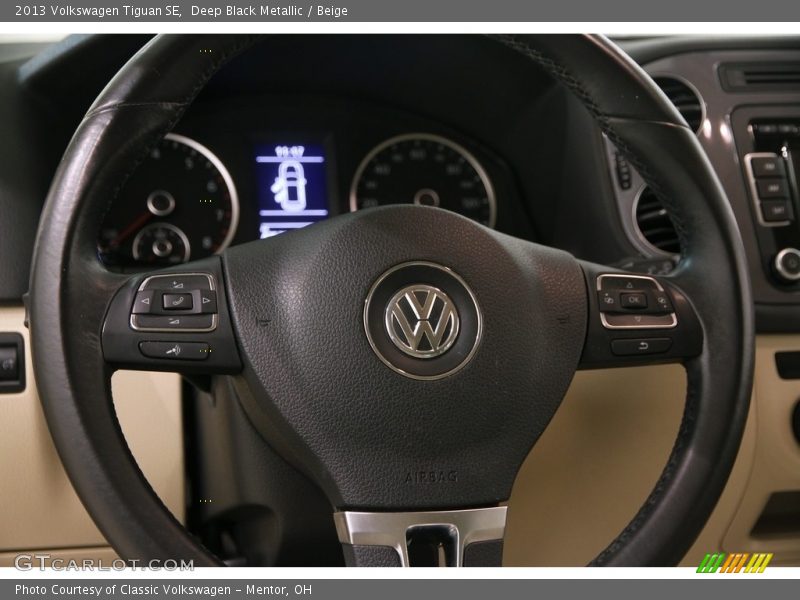 Deep Black Metallic / Beige 2013 Volkswagen Tiguan SE