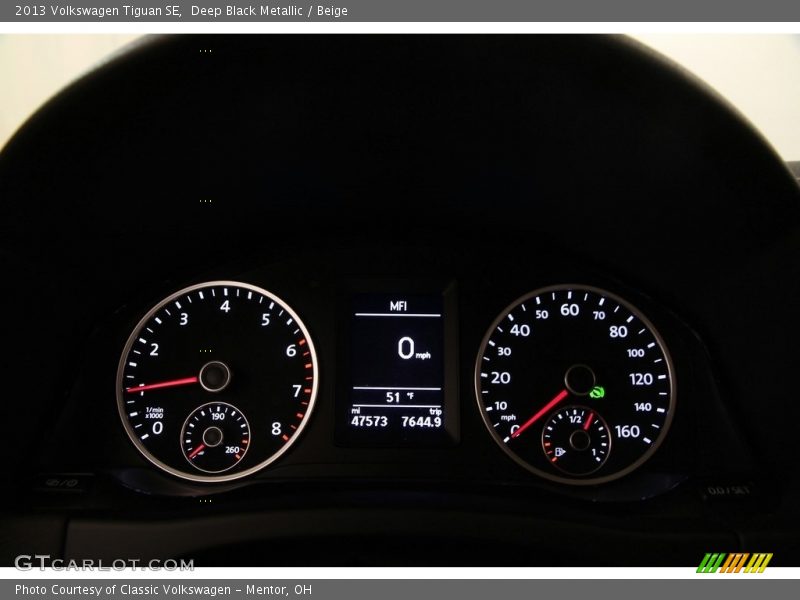 Deep Black Metallic / Beige 2013 Volkswagen Tiguan SE