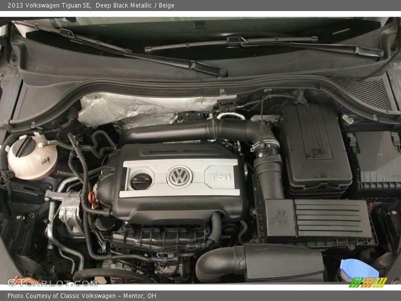 Deep Black Metallic / Beige 2013 Volkswagen Tiguan SE