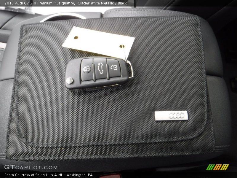 Glacier White Metallic / Black 2015 Audi Q7 3.0 Premium Plus quattro