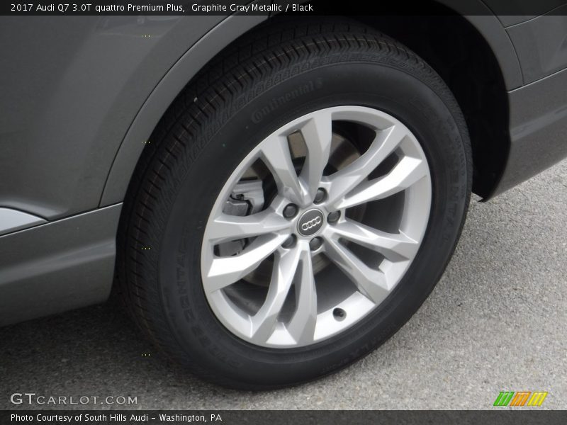 Graphite Gray Metallic / Black 2017 Audi Q7 3.0T quattro Premium Plus