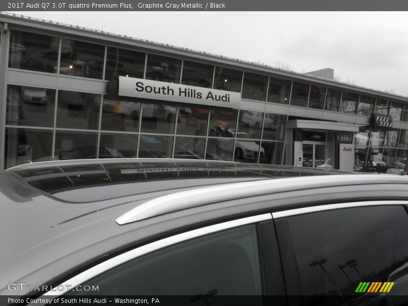 Graphite Gray Metallic / Black 2017 Audi Q7 3.0T quattro Premium Plus