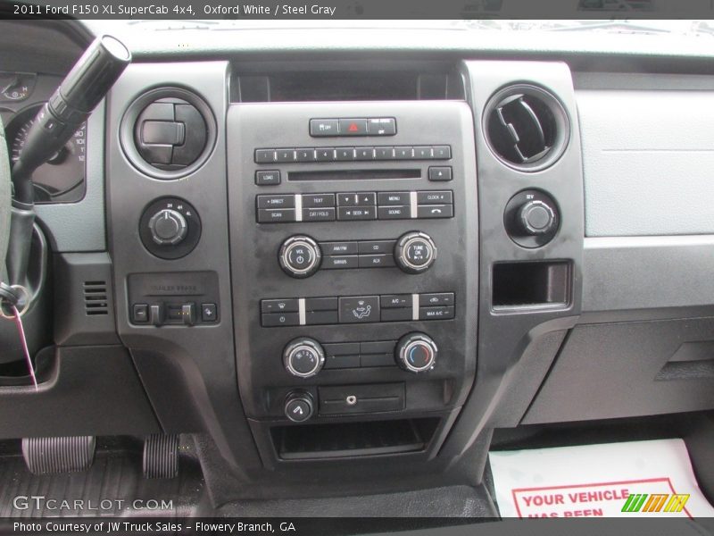 Oxford White / Steel Gray 2011 Ford F150 XL SuperCab 4x4
