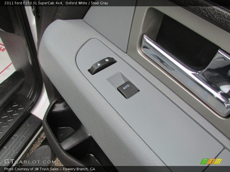 Oxford White / Steel Gray 2011 Ford F150 XL SuperCab 4x4