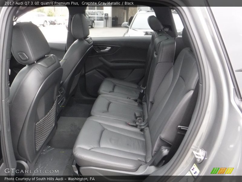 Graphite Gray Metallic / Black 2017 Audi Q7 3.0T quattro Premium Plus