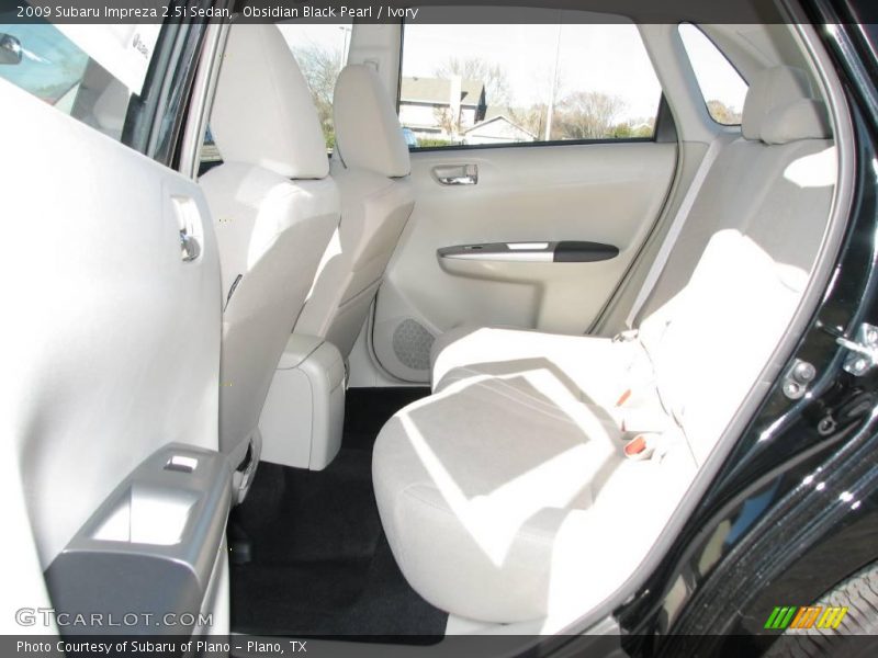 Obsidian Black Pearl / Ivory 2009 Subaru Impreza 2.5i Sedan