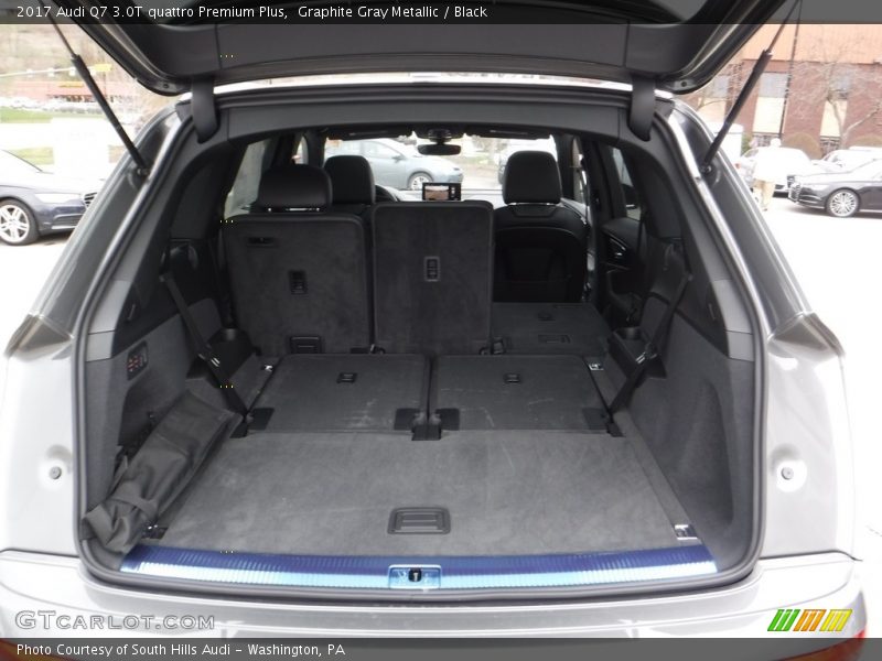 Graphite Gray Metallic / Black 2017 Audi Q7 3.0T quattro Premium Plus