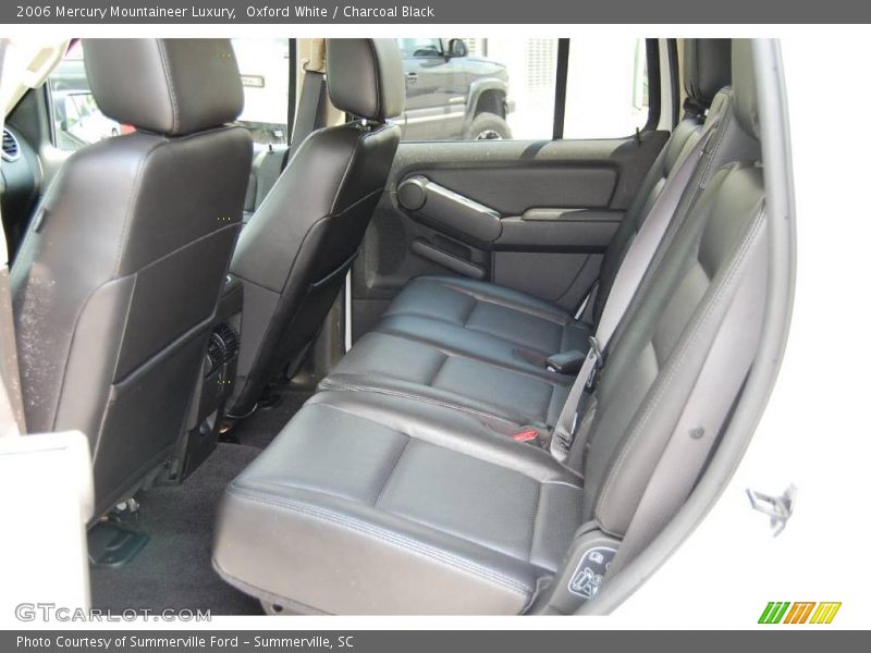 Oxford White / Charcoal Black 2006 Mercury Mountaineer Luxury