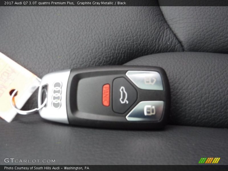 Graphite Gray Metallic / Black 2017 Audi Q7 3.0T quattro Premium Plus