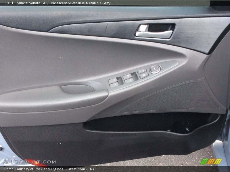 Iridescent Silver Blue Metallic / Gray 2011 Hyundai Sonata GLS