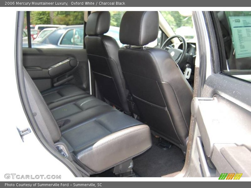 Oxford White / Charcoal Black 2006 Mercury Mountaineer Luxury