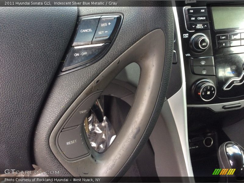 Iridescent Silver Blue Metallic / Gray 2011 Hyundai Sonata GLS