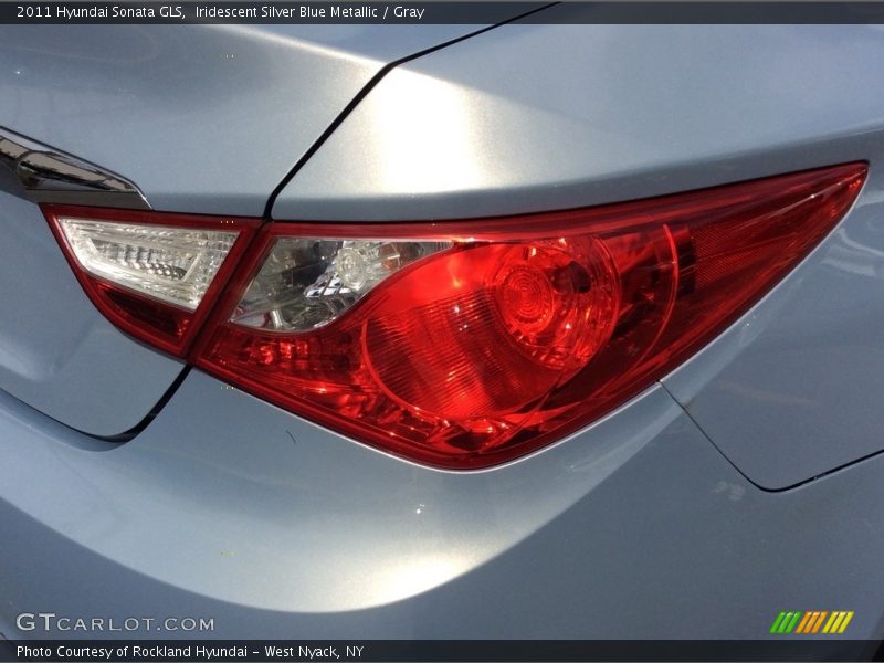 Iridescent Silver Blue Metallic / Gray 2011 Hyundai Sonata GLS