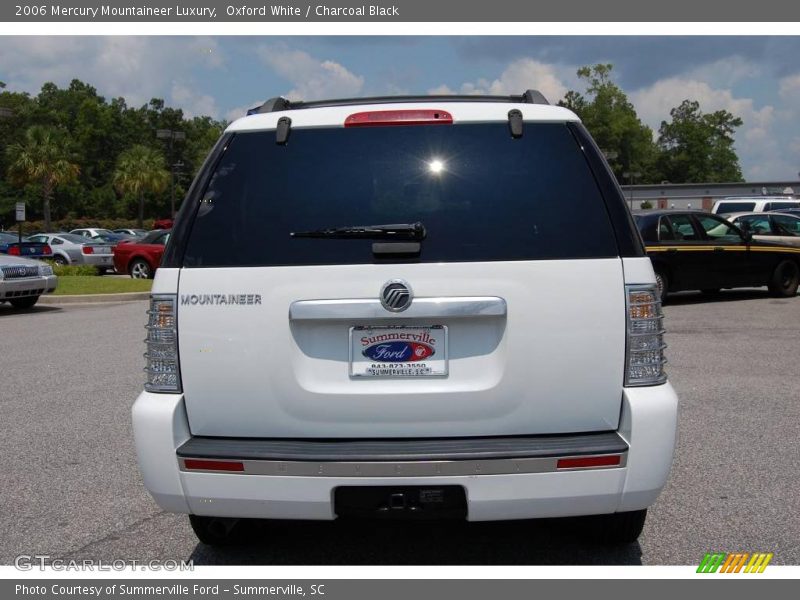 Oxford White / Charcoal Black 2006 Mercury Mountaineer Luxury