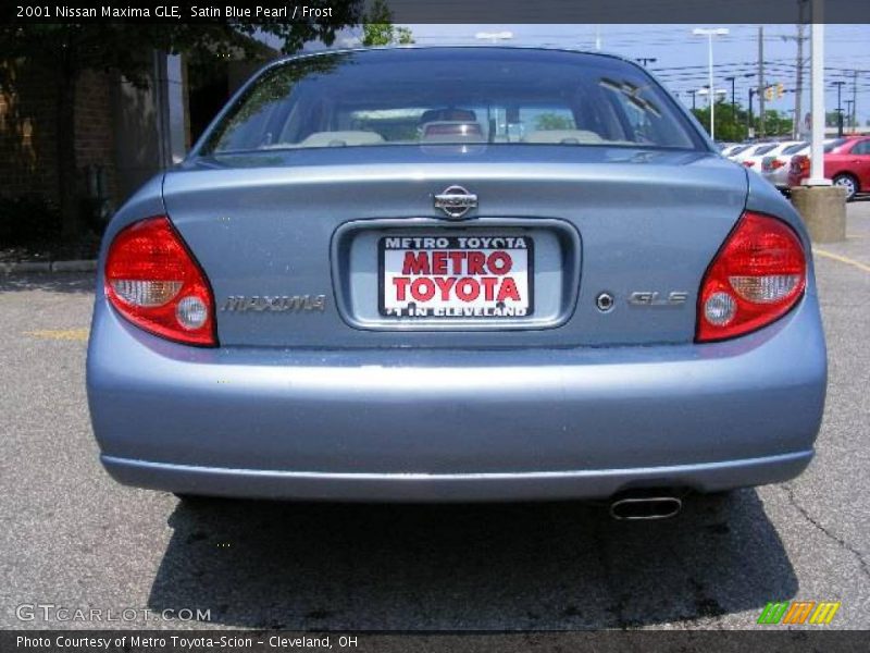 Satin Blue Pearl / Frost 2001 Nissan Maxima GLE