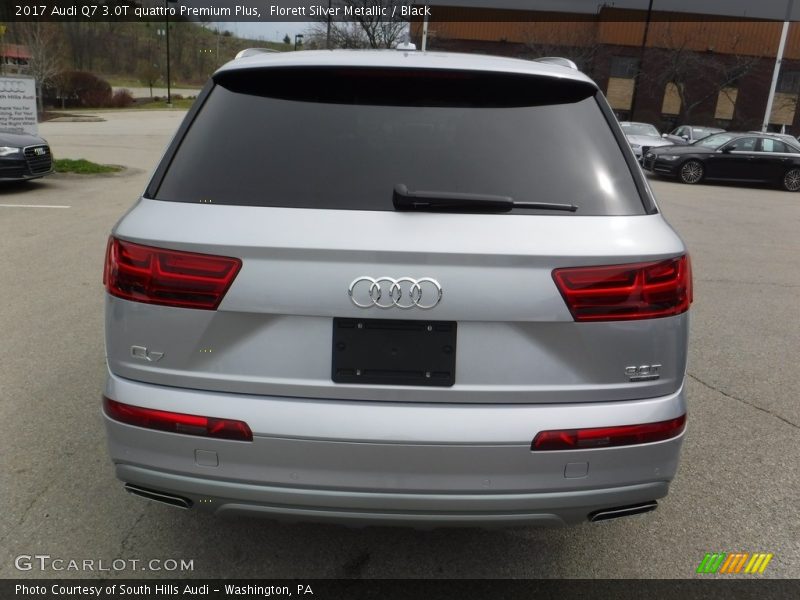 Florett Silver Metallic / Black 2017 Audi Q7 3.0T quattro Premium Plus