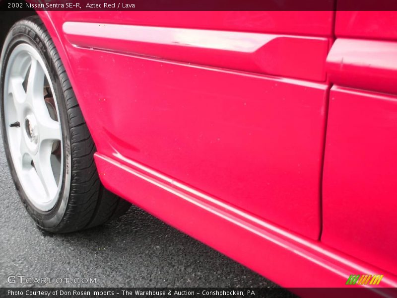 Aztec Red / Lava 2002 Nissan Sentra SE-R