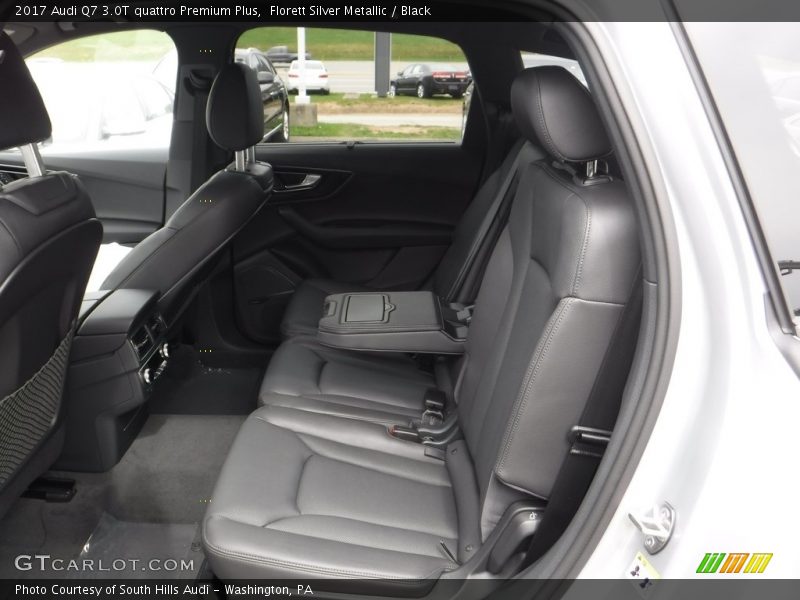 Florett Silver Metallic / Black 2017 Audi Q7 3.0T quattro Premium Plus