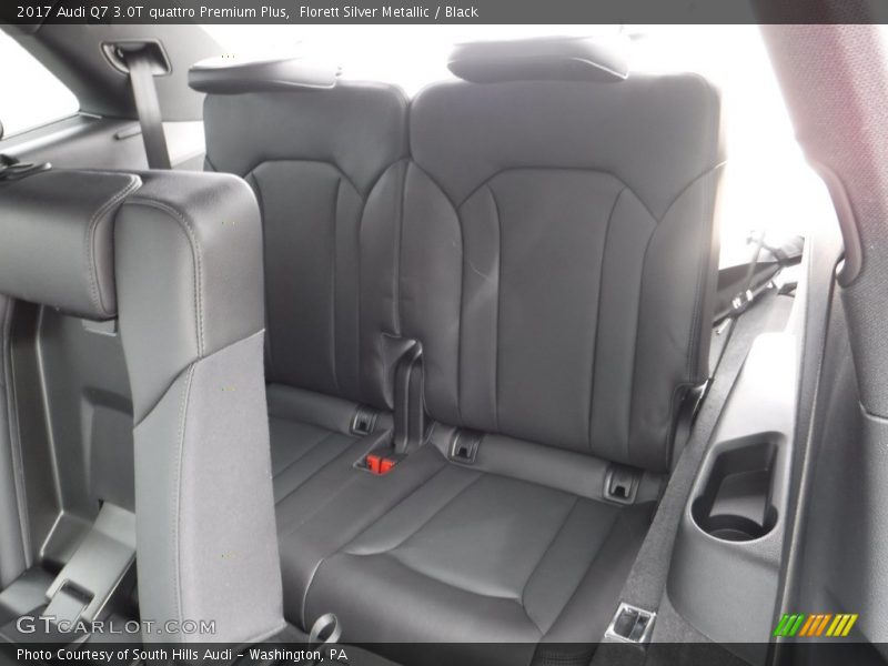 Florett Silver Metallic / Black 2017 Audi Q7 3.0T quattro Premium Plus