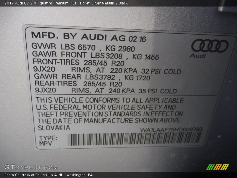 Florett Silver Metallic / Black 2017 Audi Q7 3.0T quattro Premium Plus