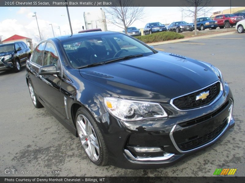 Front 3/4 View of 2016 SS Sedan