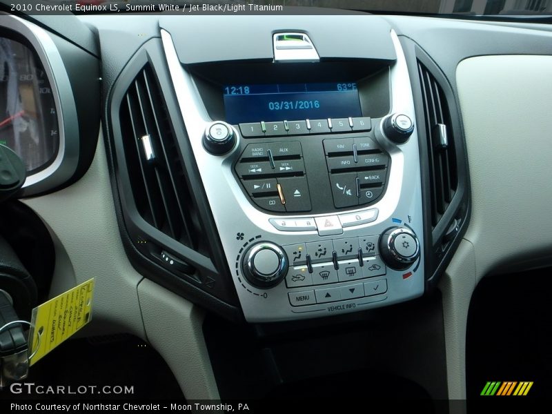 Summit White / Jet Black/Light Titanium 2010 Chevrolet Equinox LS