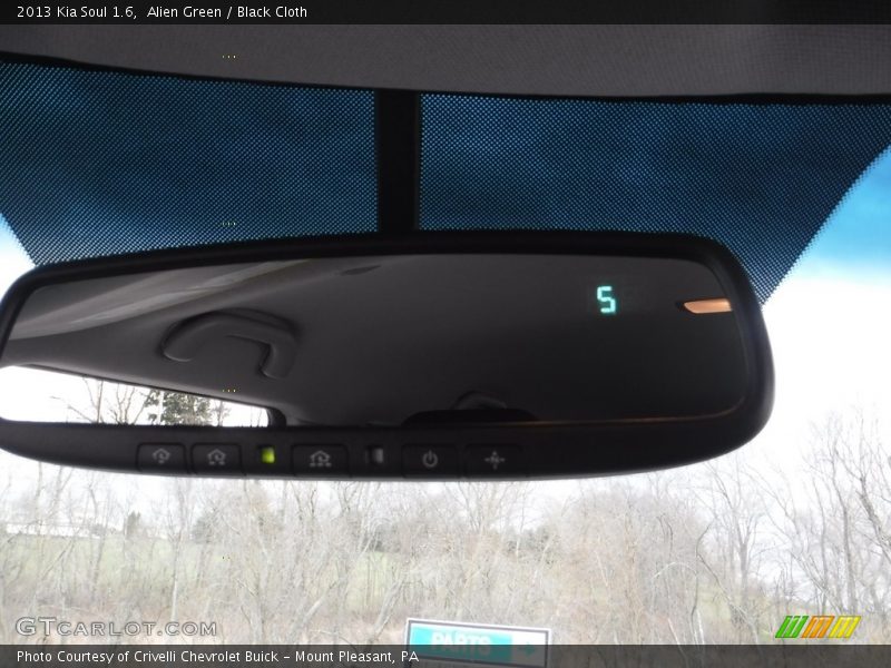 Alien Green / Black Cloth 2013 Kia Soul 1.6