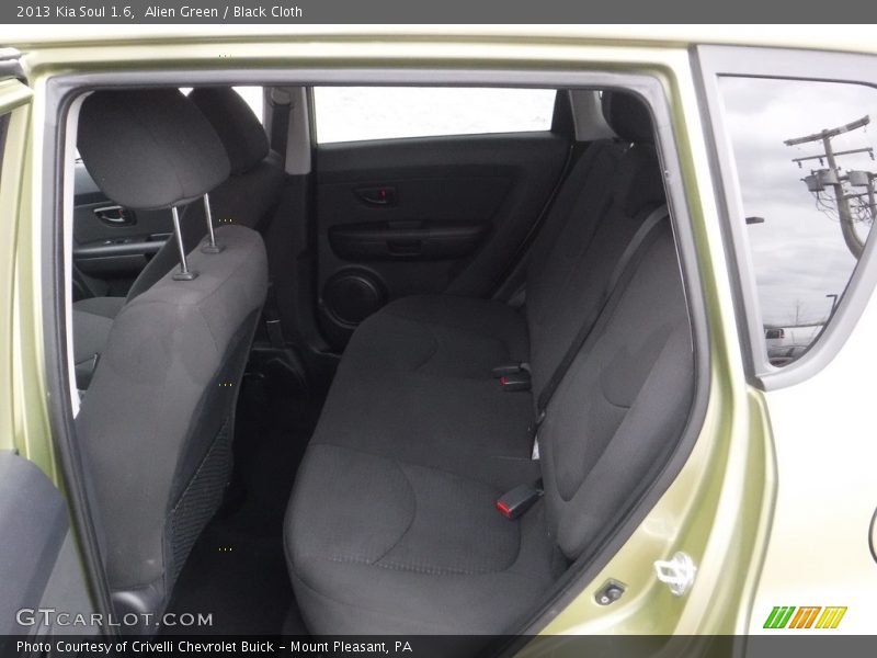 Alien Green / Black Cloth 2013 Kia Soul 1.6