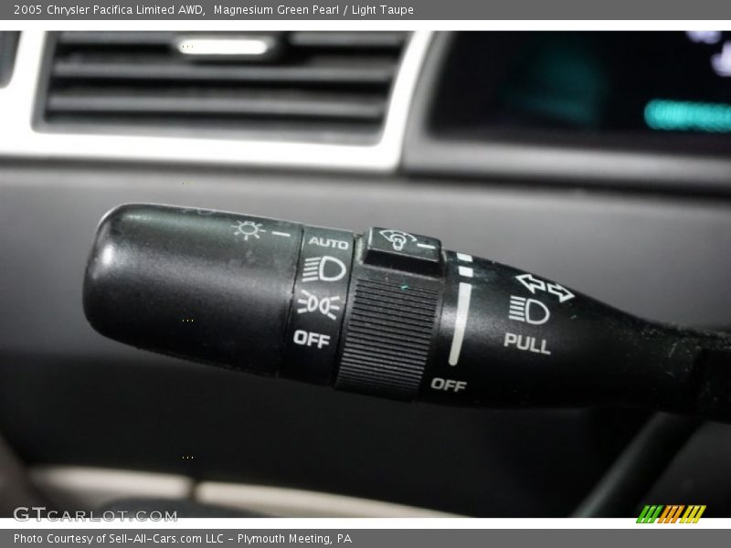 Magnesium Green Pearl / Light Taupe 2005 Chrysler Pacifica Limited AWD