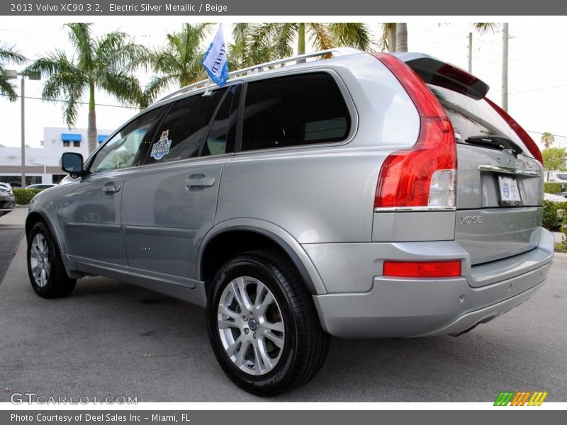 Electric Silver Metallic / Beige 2013 Volvo XC90 3.2