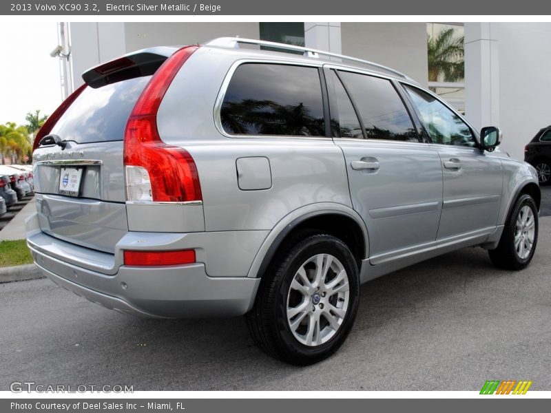 Electric Silver Metallic / Beige 2013 Volvo XC90 3.2