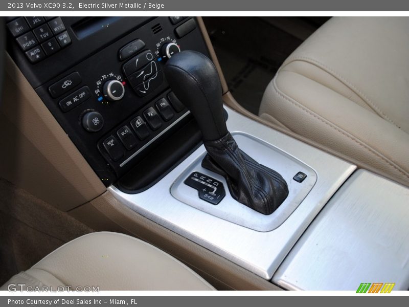 Electric Silver Metallic / Beige 2013 Volvo XC90 3.2