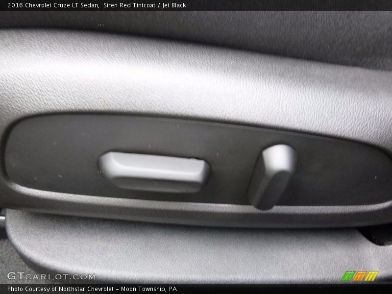 Siren Red Tintcoat / Jet Black 2016 Chevrolet Cruze LT Sedan