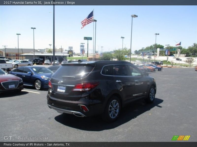Java Espresso / Beige 2017 Hyundai Santa Fe SE