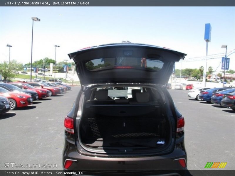 Java Espresso / Beige 2017 Hyundai Santa Fe SE