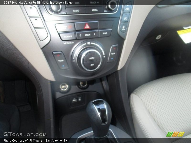 Java Espresso / Beige 2017 Hyundai Santa Fe SE