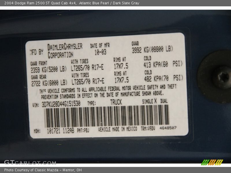 Atlantic Blue Pearl / Dark Slate Gray 2004 Dodge Ram 2500 ST Quad Cab 4x4