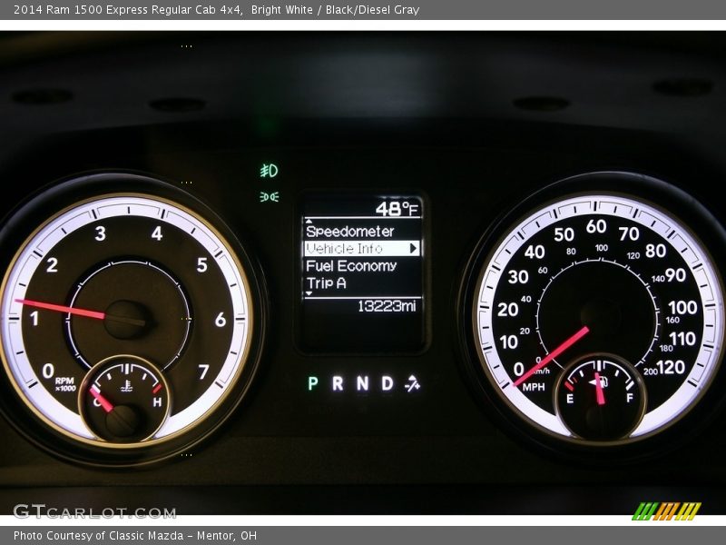 Bright White / Black/Diesel Gray 2014 Ram 1500 Express Regular Cab 4x4