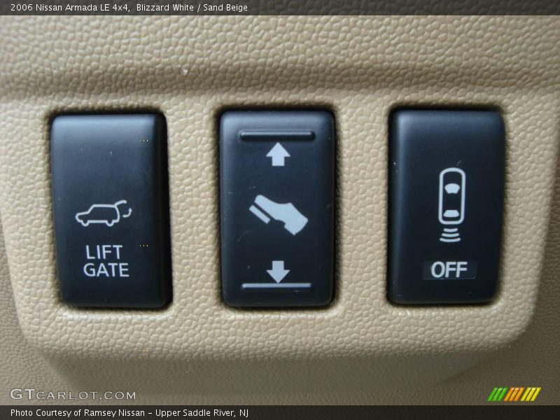 Blizzard White / Sand Beige 2006 Nissan Armada LE 4x4