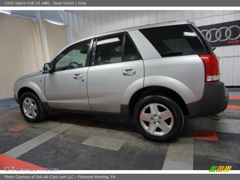 Silver Nickel / Gray 2005 Saturn VUE V6 AWD