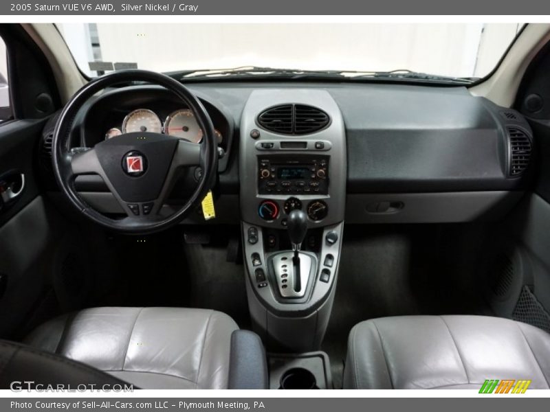 Silver Nickel / Gray 2005 Saturn VUE V6 AWD