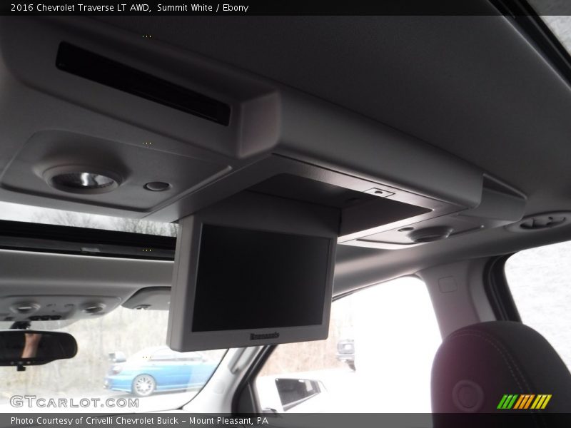 Summit White / Ebony 2016 Chevrolet Traverse LT AWD