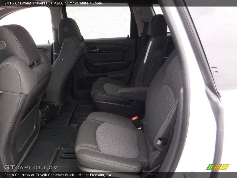 Summit White / Ebony 2016 Chevrolet Traverse LT AWD