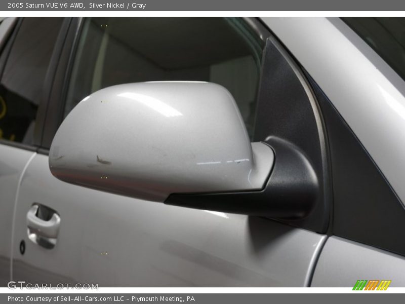 Silver Nickel / Gray 2005 Saturn VUE V6 AWD