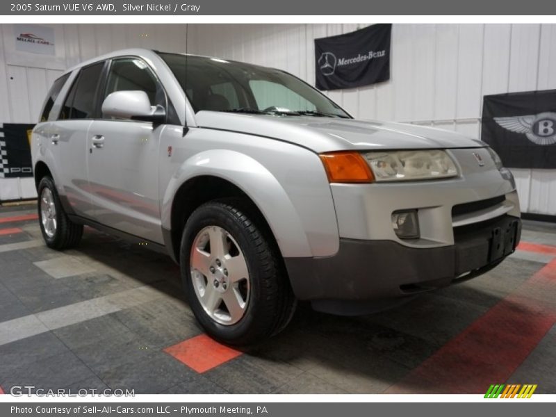 Silver Nickel / Gray 2005 Saturn VUE V6 AWD