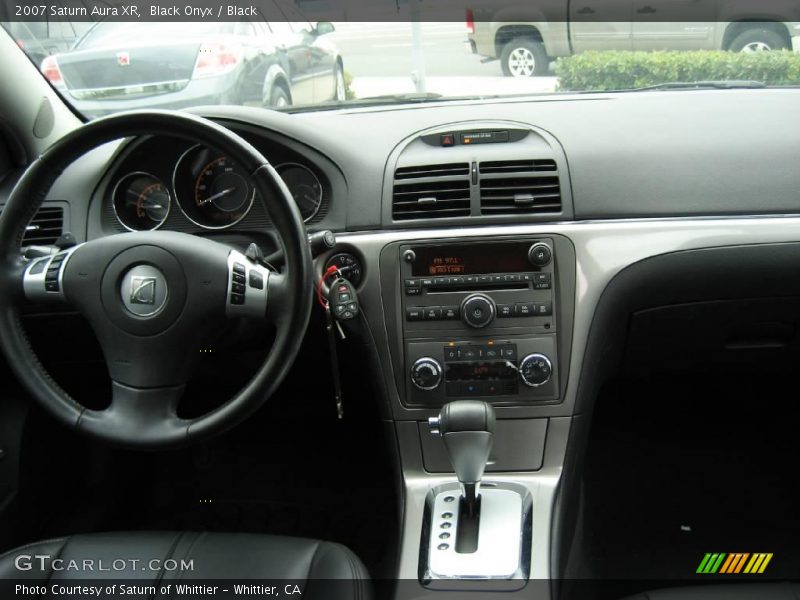 Black Onyx / Black 2007 Saturn Aura XR
