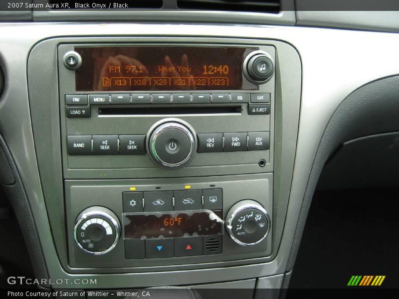 Black Onyx / Black 2007 Saturn Aura XR